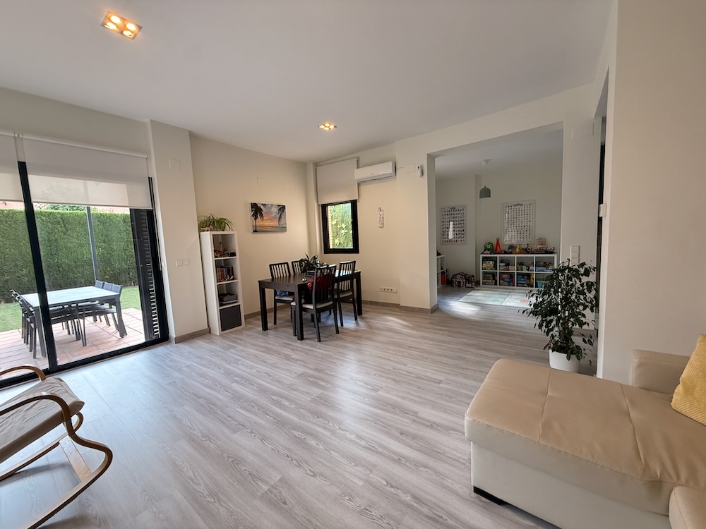 Property 2533 - Image 101